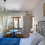 Apartment Il Cortile Di Mamma Mia *