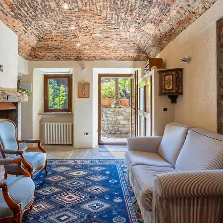 아파트 Il Cortile Di Mamma Mia Pisano