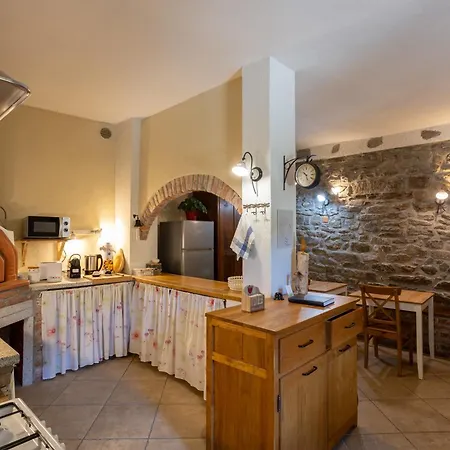 아파트 Il Cortile Di Mamma Mia Pisano