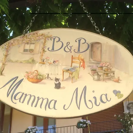 Alojamento de Acomodação e Pequeno-almoço Mamma Mia 3*